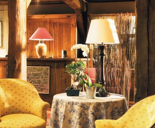 L'Absinthe Hotel องเฟลอร์ ภายนอก รูปภาพ