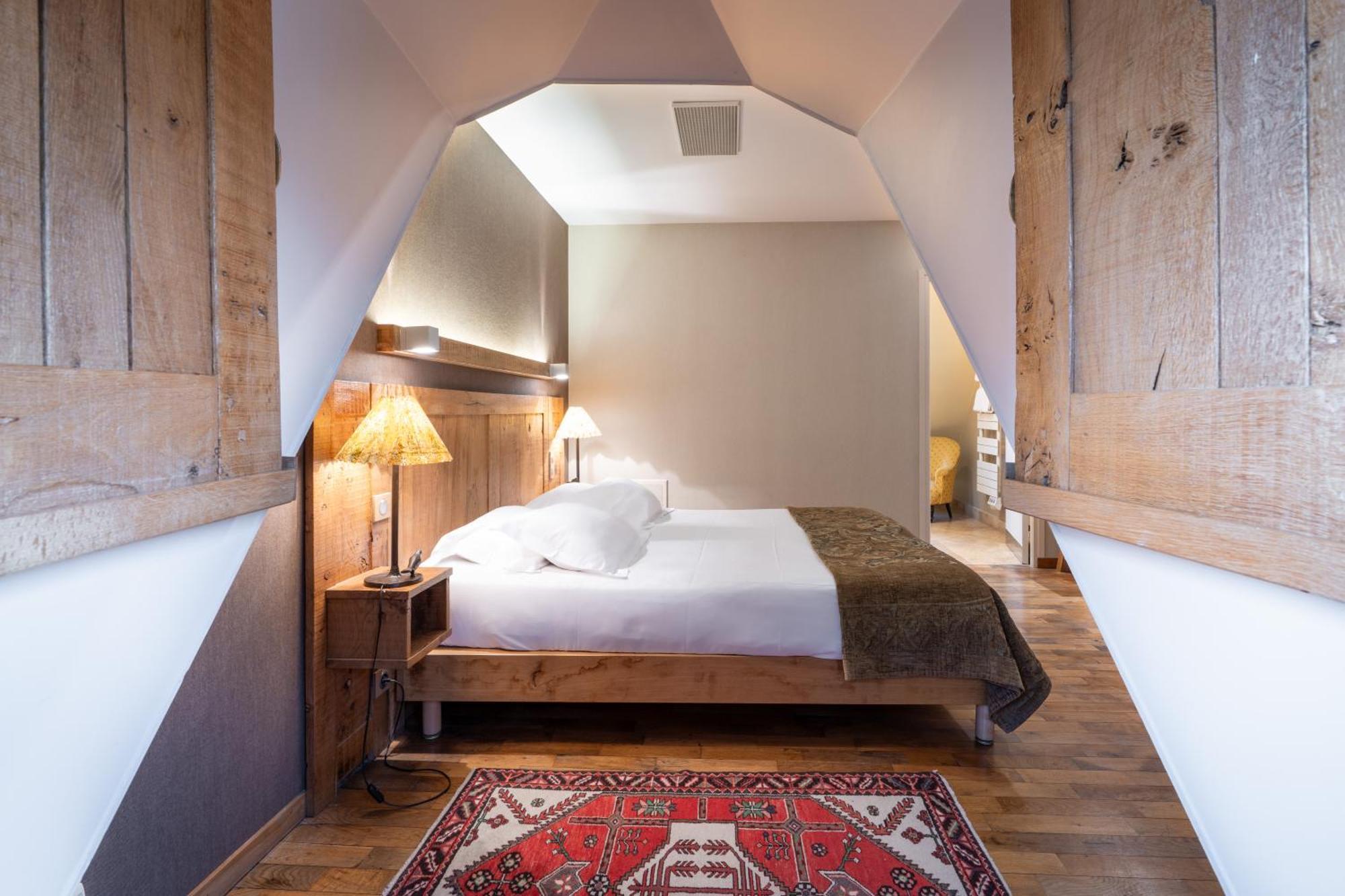 L'Absinthe Hotel องเฟลอร์ ภายนอก รูปภาพ