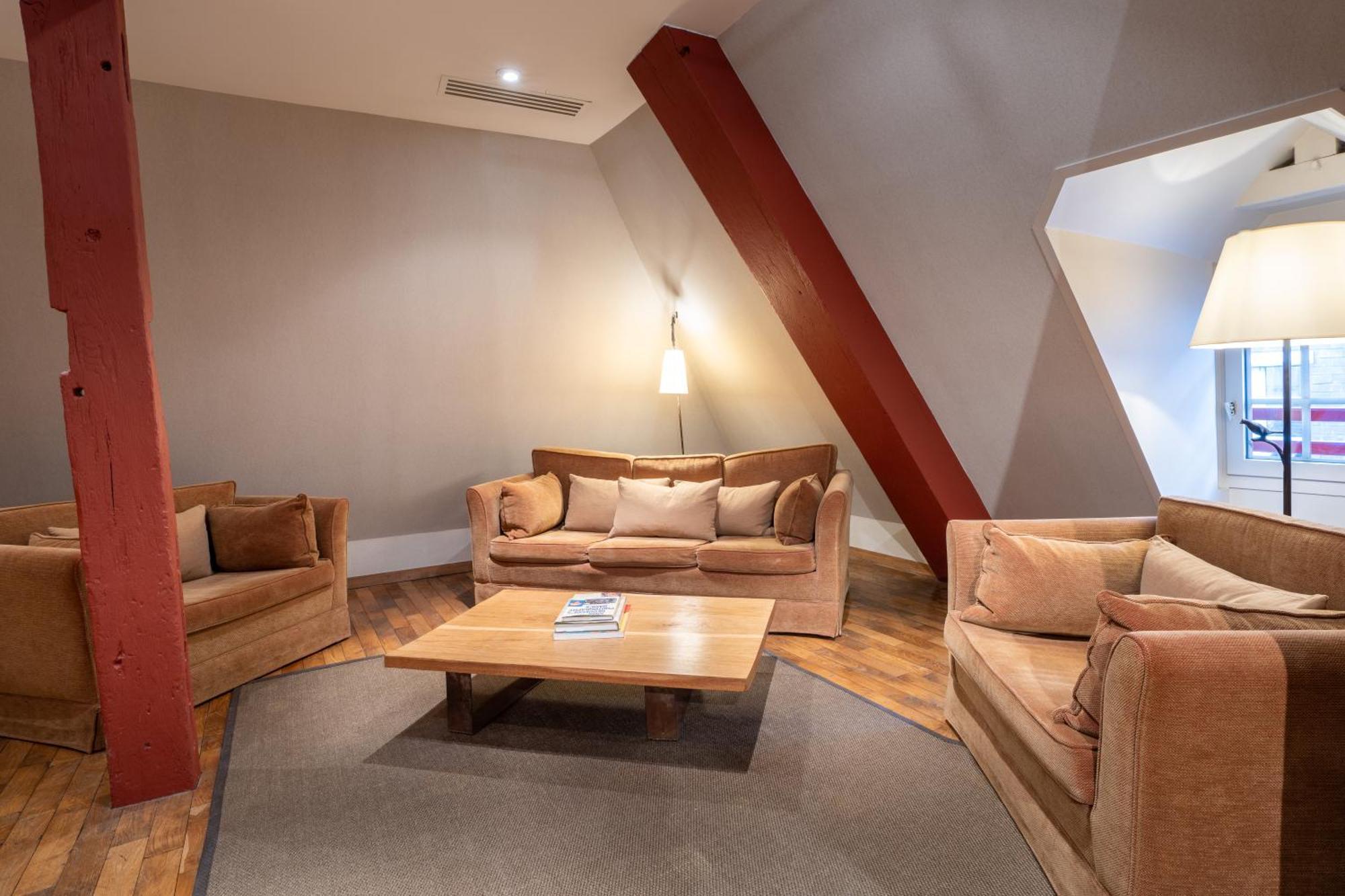 L'Absinthe Hotel องเฟลอร์ ภายนอก รูปภาพ