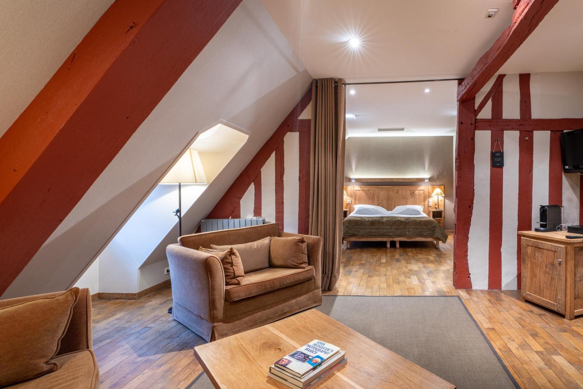 L'Absinthe Hotel องเฟลอร์ ภายนอก รูปภาพ