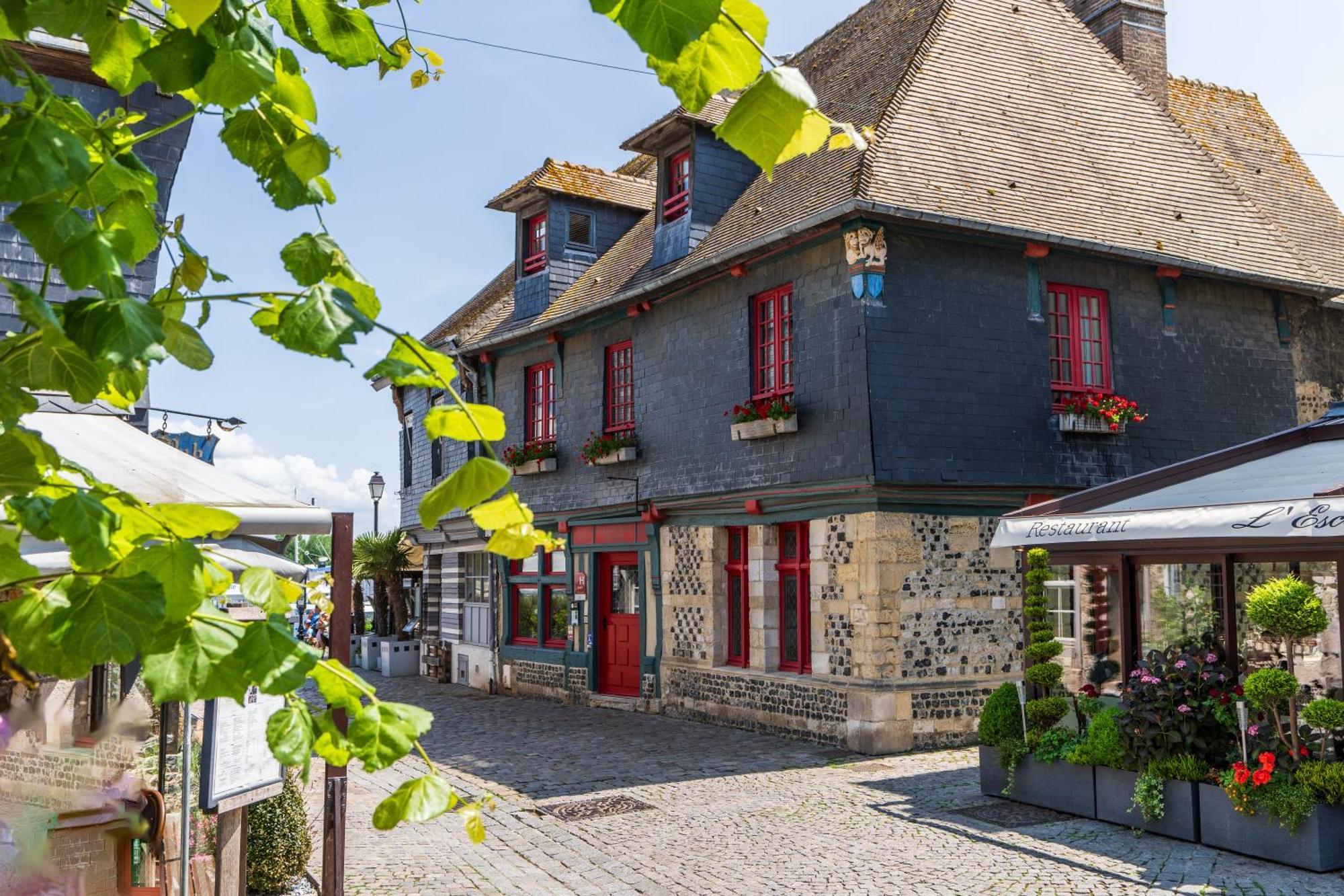 L'Absinthe Hotel องเฟลอร์ ภายนอก รูปภาพ
