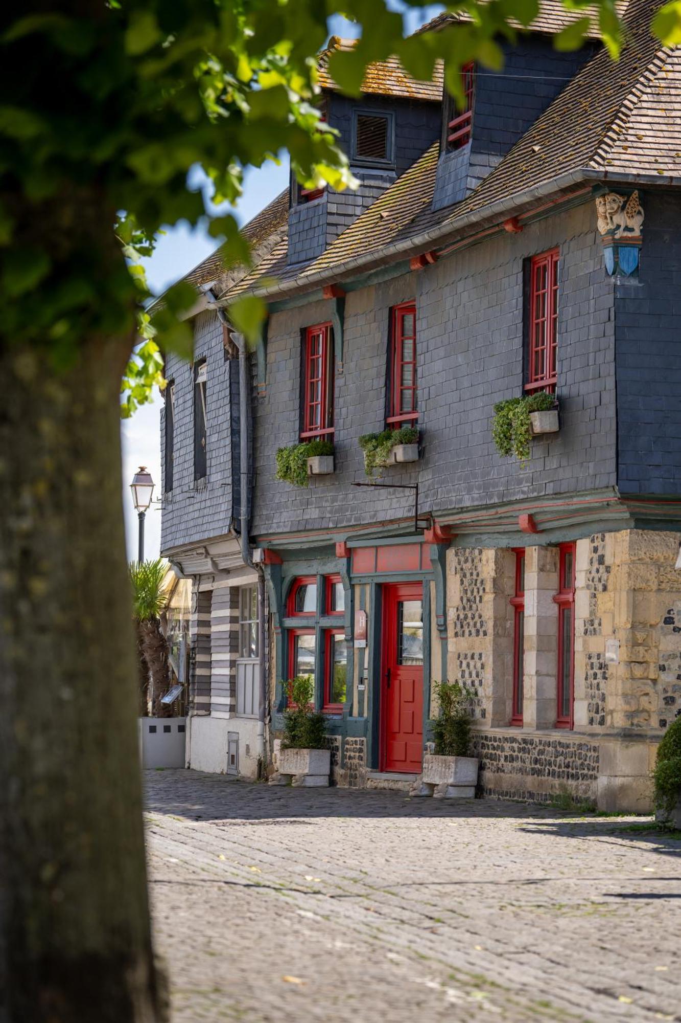 L'Absinthe Hotel องเฟลอร์ ภายนอก รูปภาพ