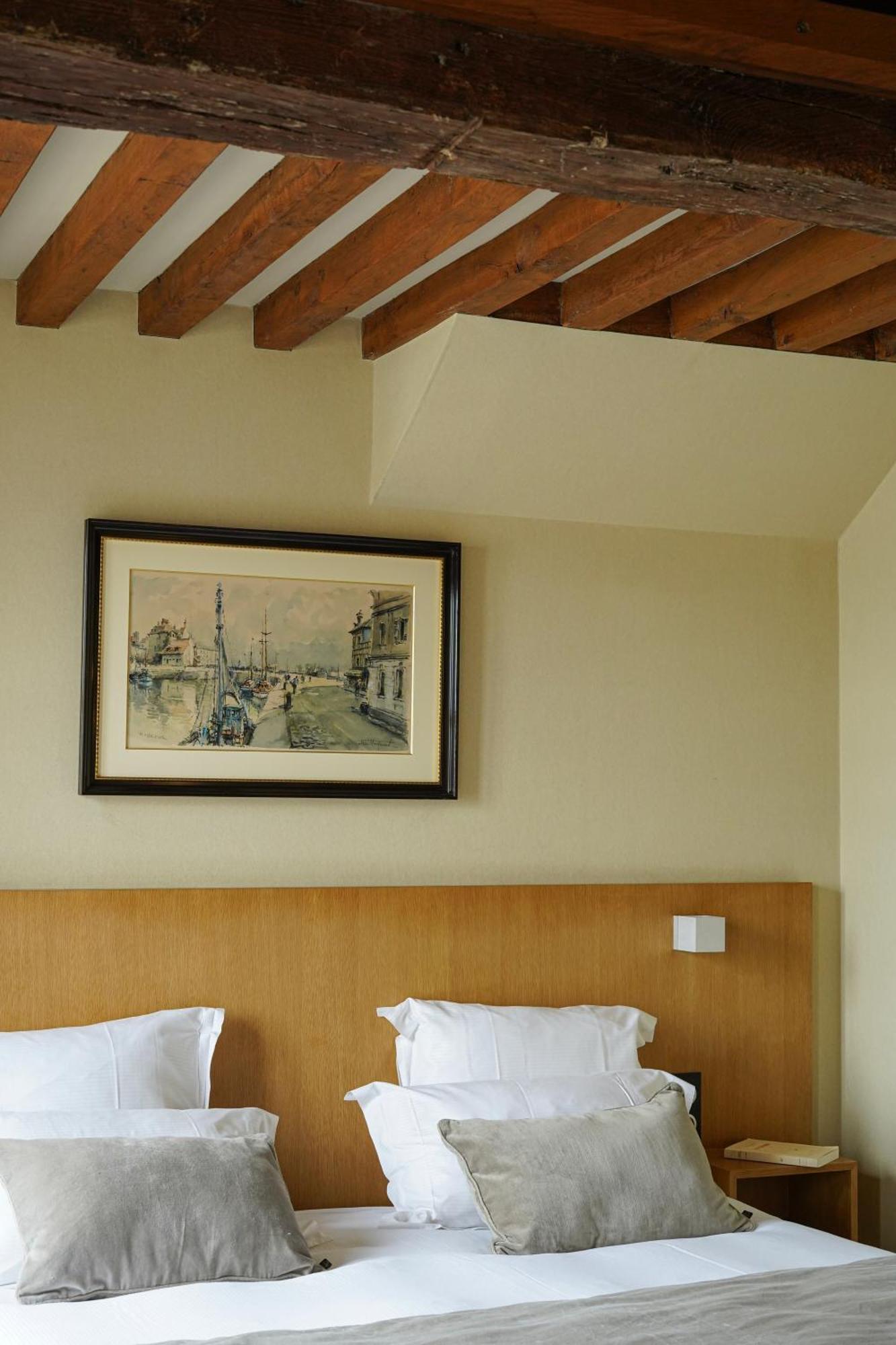 L'Absinthe Hotel องเฟลอร์ ภายนอก รูปภาพ