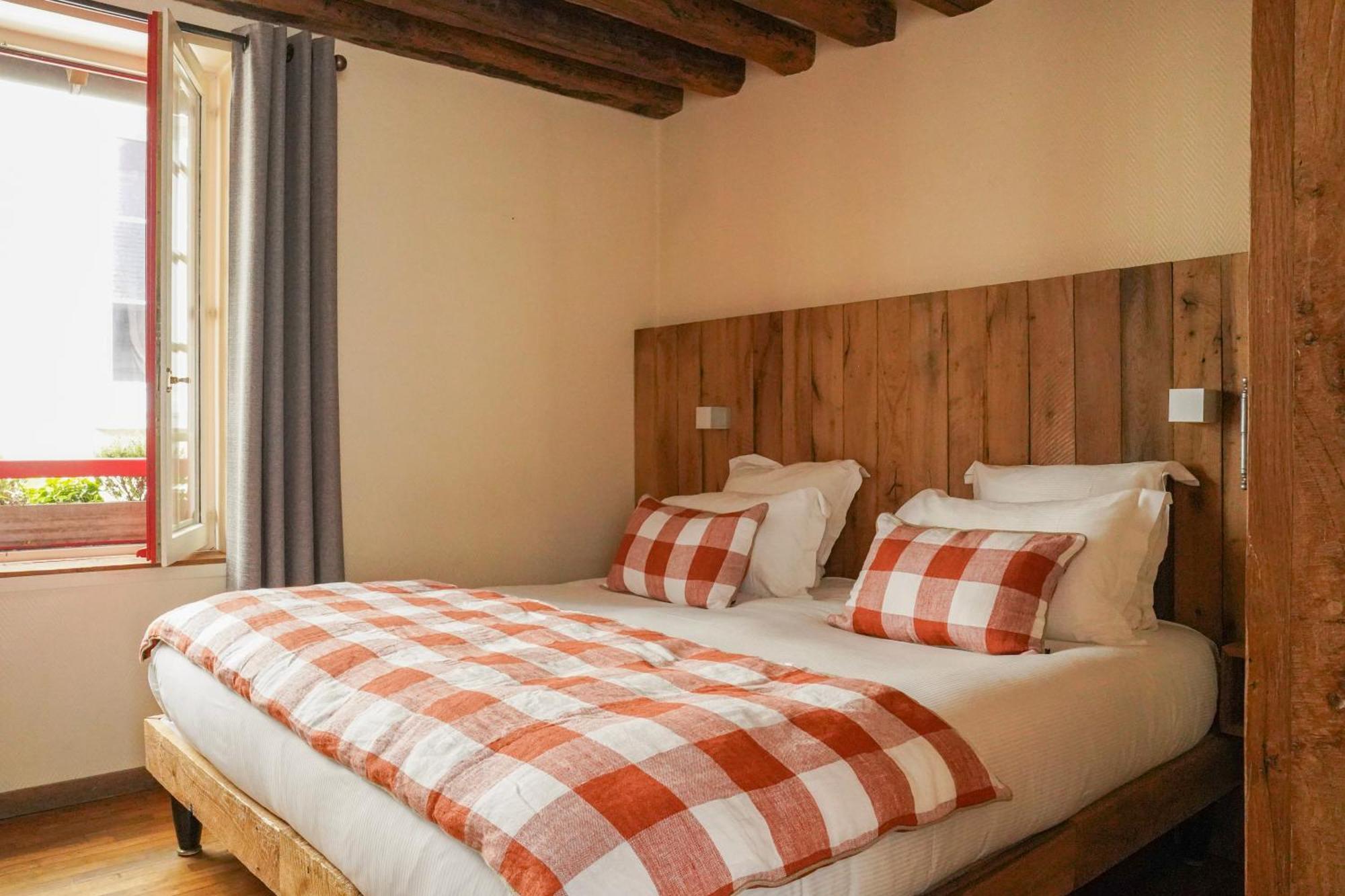L'Absinthe Hotel องเฟลอร์ ห้อง รูปภาพ